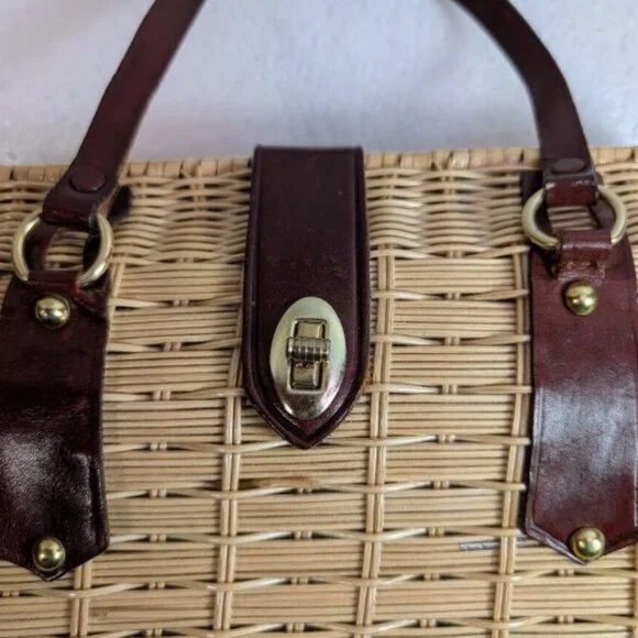 VTG Handwoven Wicker Basket Satchel Handbag Tan Leather-Brass Accents Hong Kong - Picture 2 of 11